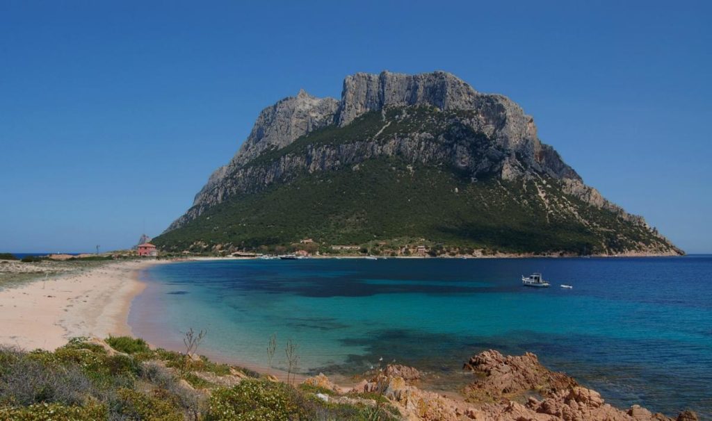 visiting sardinia for 1 week