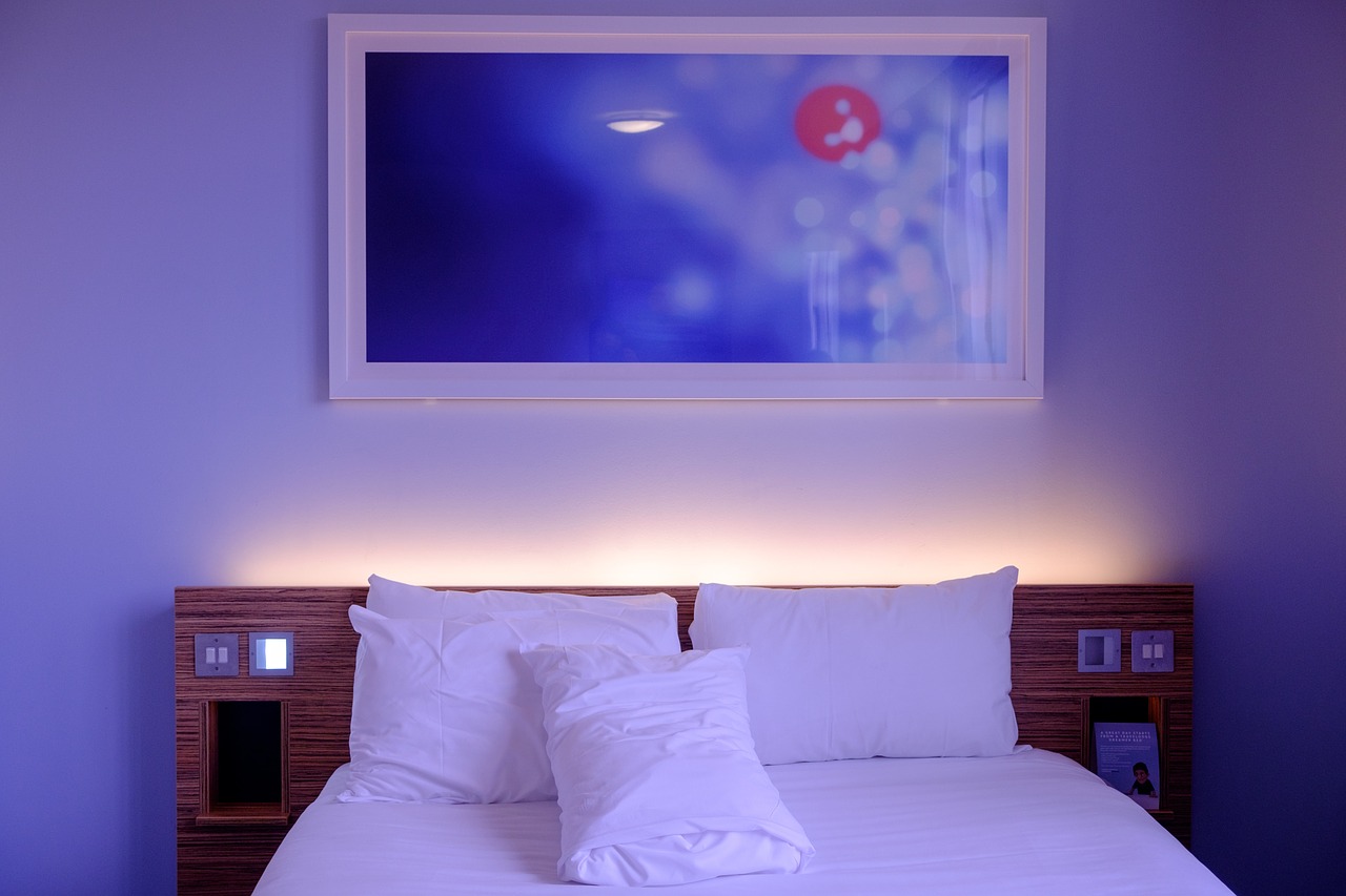 bedroom hotel electricity in alghero sardinia italy pictures of an hotel bedrooom in an article about travel tips and electricity in alghero italy sardinia