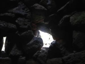 nuraghe-arrubiu-orroli-civiltà-nuragica-sandalia-racconta-blog