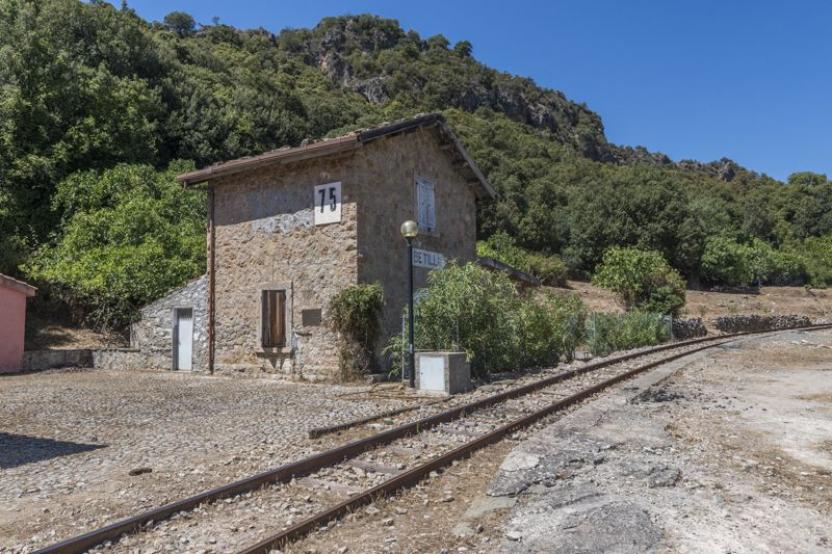 stazioni ferroviarie nella Barbagia di Seulo. Esterzili